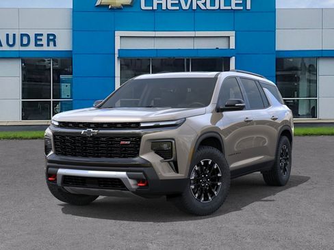 New 2026 Chevrolet Traverse Z71 w/ Enhanced Driving Package AWD/4WD image 6