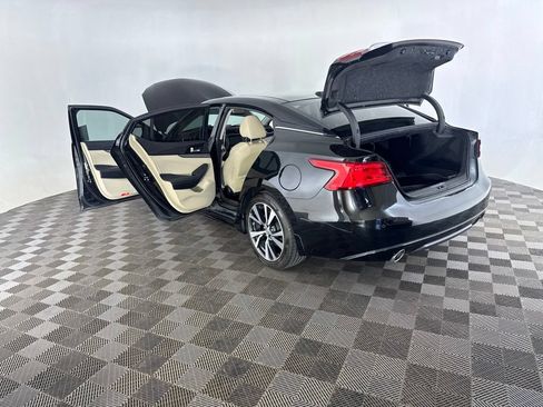 Used 2017 Nissan Maxima 3.5 SL FWD image 18