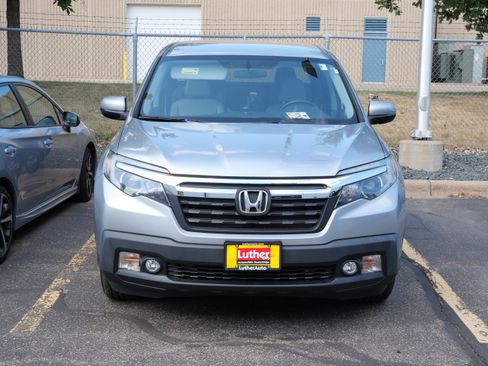 Used 2018 Honda Ridgeline RTL image 2
