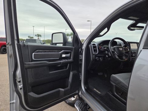 Used 2024 RAM 2500 Big Horn image 12