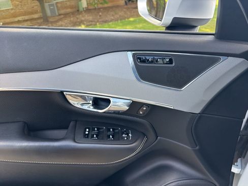 Used 2017 Volvo XC90 T5 R-Design w/ Vision Package image 16