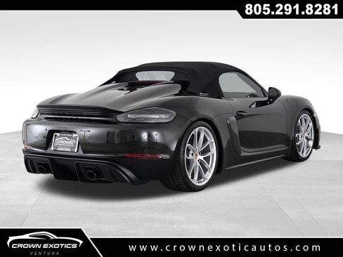 Used 2022 Porsche 718 Boxster Spyder RWD image 7