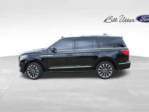 Used 2021 Lincoln Navigator Reserve w/ Luxury Package AWD/4WD image 8