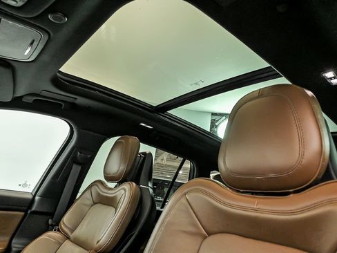 Used 2023 Lincoln Aviator Reserve w/ Equipment Group 201A AWD/4WD image 15