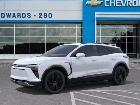 New 2026 Chevrolet Blazer EV LT image 2