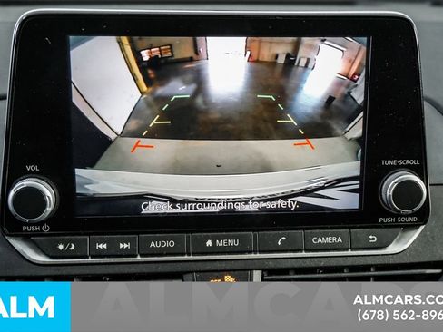 Used 2025 Nissan Altima 2.5 SR FWD image 32
