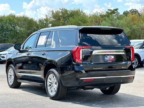 Used 2023 GMC Yukon SLT AWD/4WD image 13