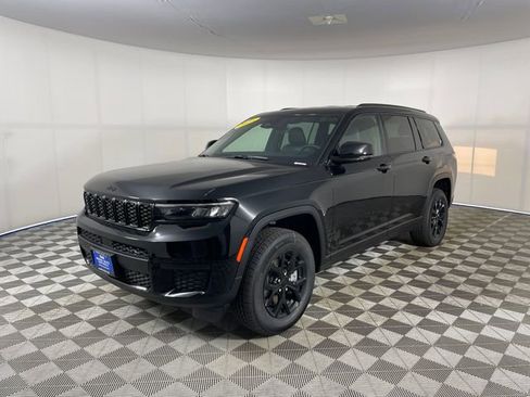 New 2025 Jeep Grand Cherokee L Laredo AWD/4WD image 1