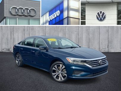 Used 2022 Volkswagen Passat 2.0T SE