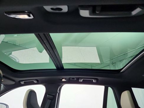 New 2026 Volvo XC90 T8 Plus AWD/4WD image 18