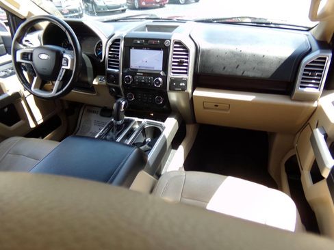 Used 2016 Ford F150 Lariat AWD/4WD image 41