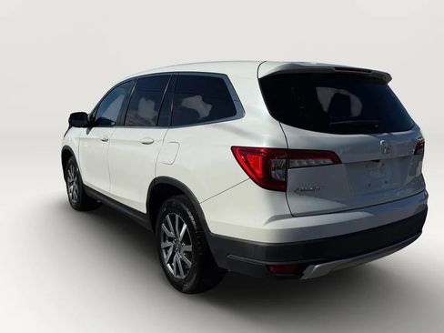 Used 2021 Honda Pilot EX image 4