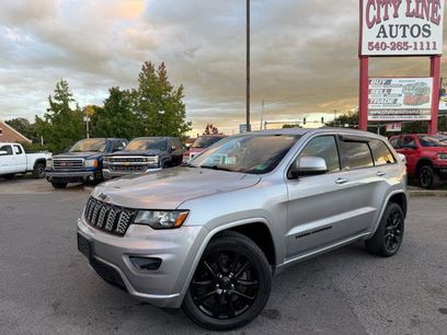 Used 2017 Jeep Grand Cherokee Altitude