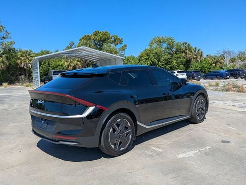 Certified 2025 Kia EV6 Light RWD image 8