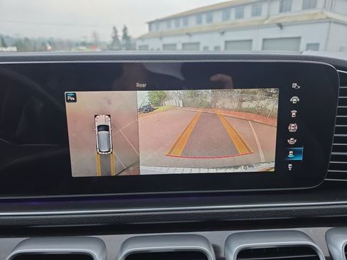 Used 2020 Mercedes-Benz GLE 350 4MATIC image 23