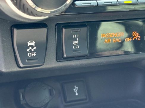 Used 2021 Toyota RAV4 XLE Premium FWD image 13