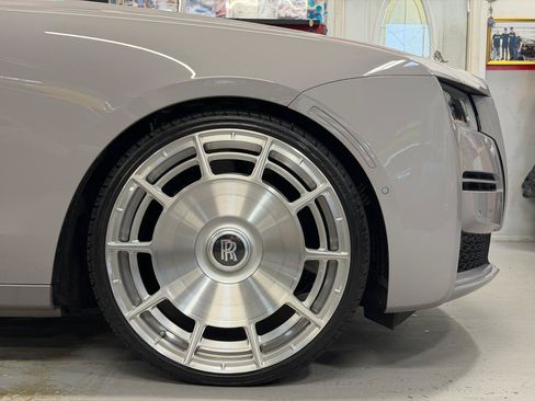 Used 2021 Rolls-Royce Ghost AWD/4WD image 15