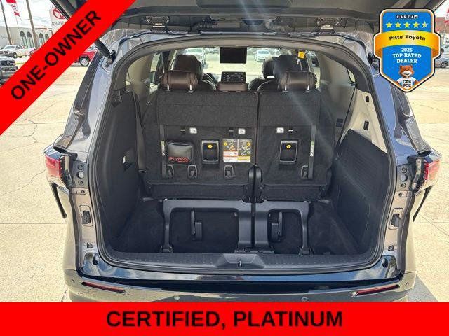 Certified 2023 Toyota Sienna Platinum FWD image 16