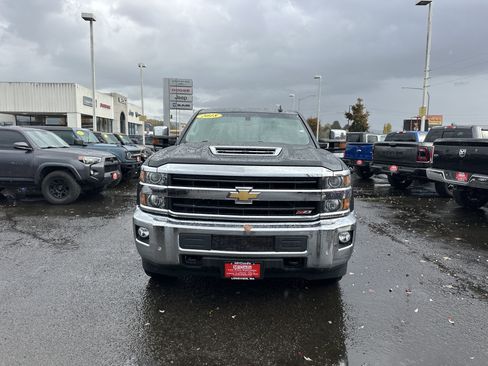 Used 2018 Chevrolet Silverado 2500 LTZ w/ Duramax Plus Package image 7