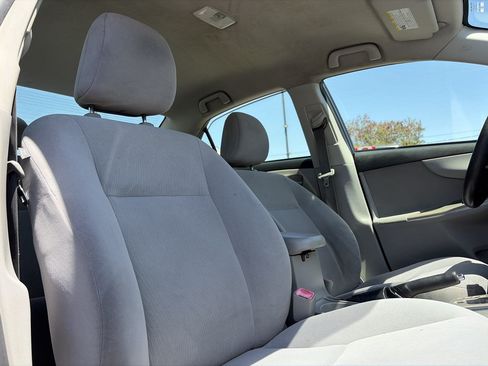 Used 2011 Toyota Corolla LE FWD image 28