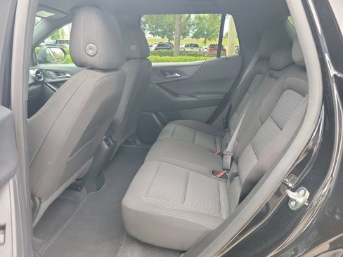 Used 2026 Chevrolet Equinox LT FWD image 9