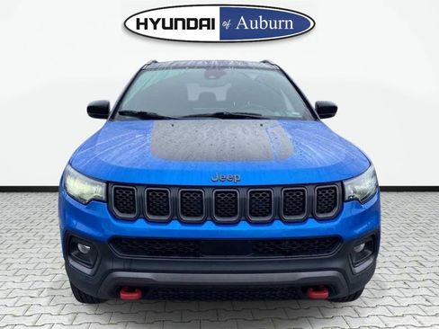 Used 2024 Jeep Compass Trailhawk AWD/4WD image 3