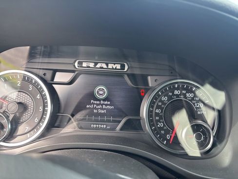 Used 2022 RAM 1500 Laramie AWD/4WD image 11