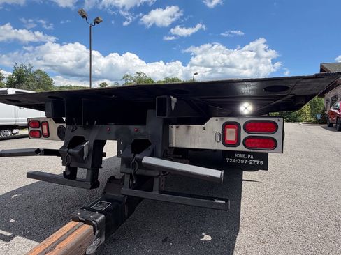 Used 2017 Ford F550 4x4 Regular Cab Super Duty image 11