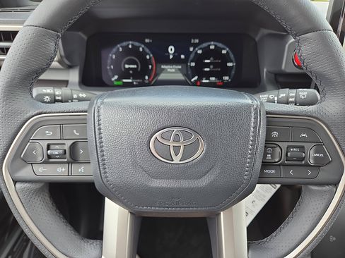 New 2026 Toyota 4Runner TRD Off-Road Premium AWD/4WD image 14