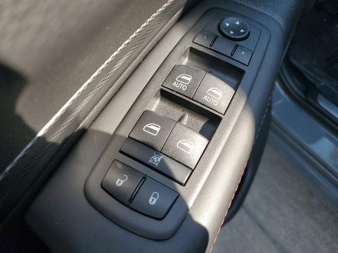 Certified 2024 Dodge Durango R/T image 18