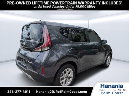 Used 2024 Kia Soul LX w/ Option Group 015 FWD image 3