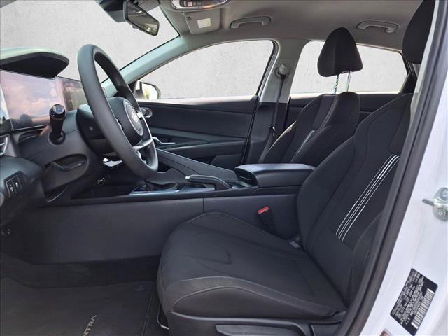 Used 2024 Hyundai Elantra SEL FWD image 15