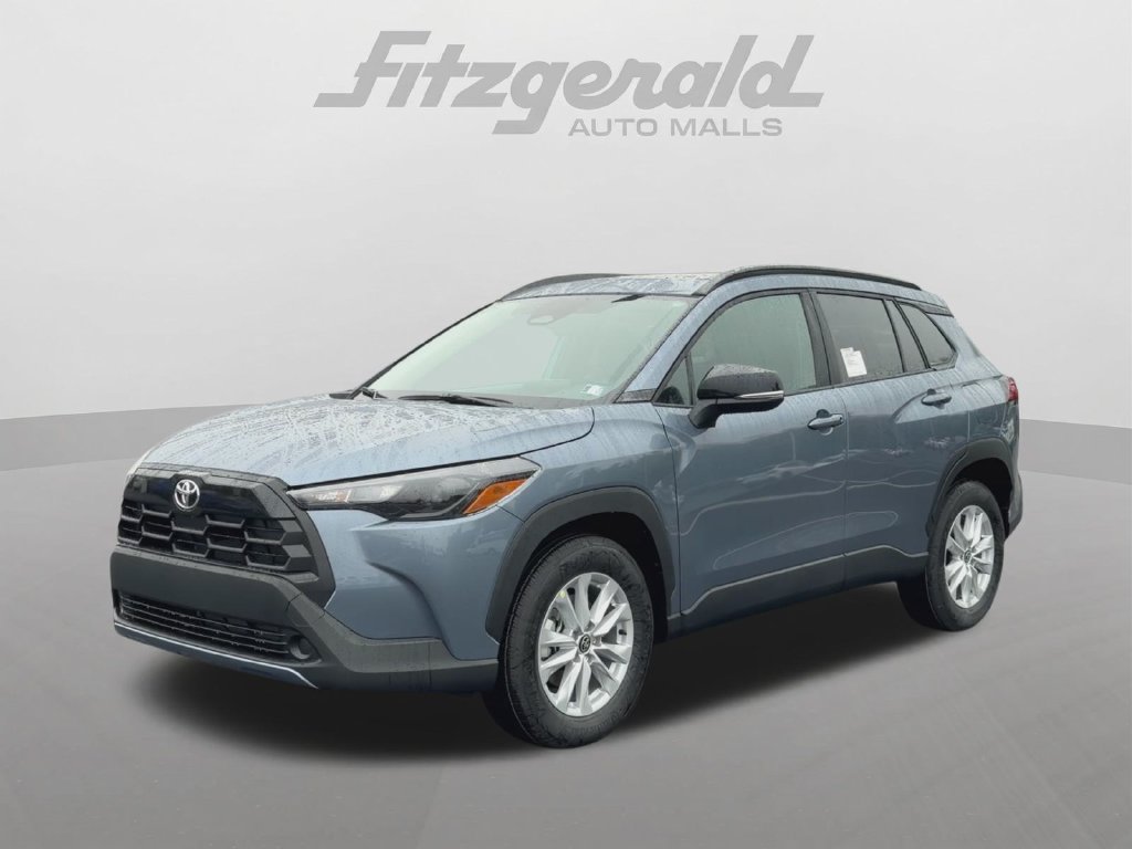New 2026 Toyota Corolla Cross LE w/ Moonroof Package AWD/4WD image 4