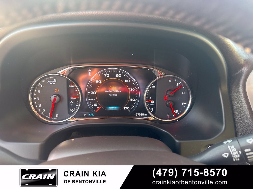 Used 2017 GMC Acadia Denali w/ Technology Package FWD image 11
