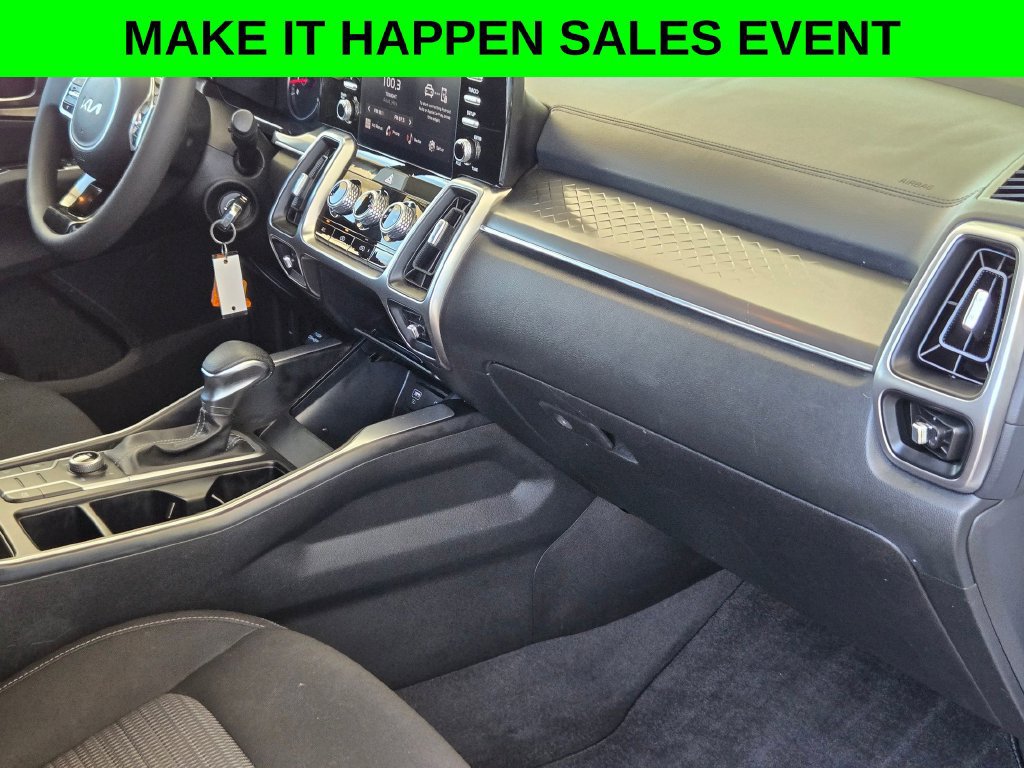 Used 2023 Kia Sorento LX AWD/4WD image 27