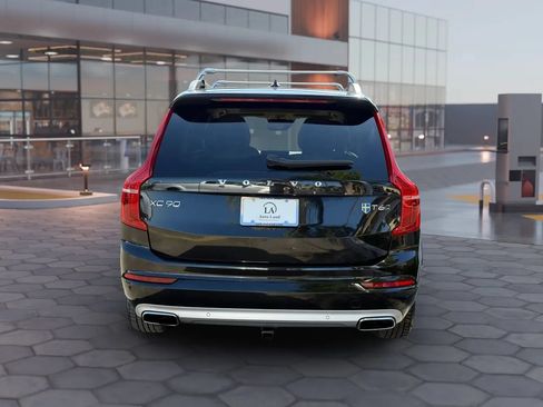 Used 2016 Volvo XC90 T6 Momentum w/ Vision Package AWD/4WD image 5