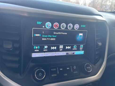 Used 2017 GMC Acadia SLT image 25