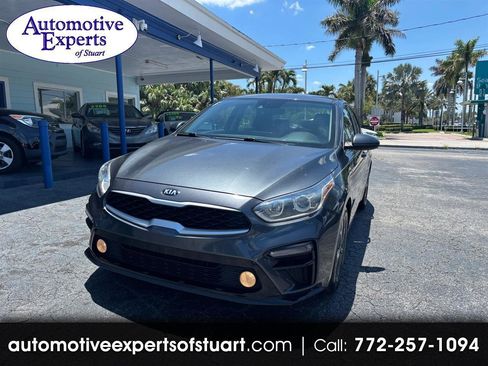 Used 2020 Kia Forte LXS FWD image 1