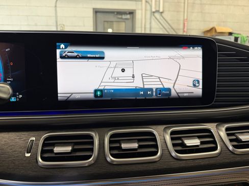 New 2026 Mercedes-Benz GLE 63 AMG S image 28