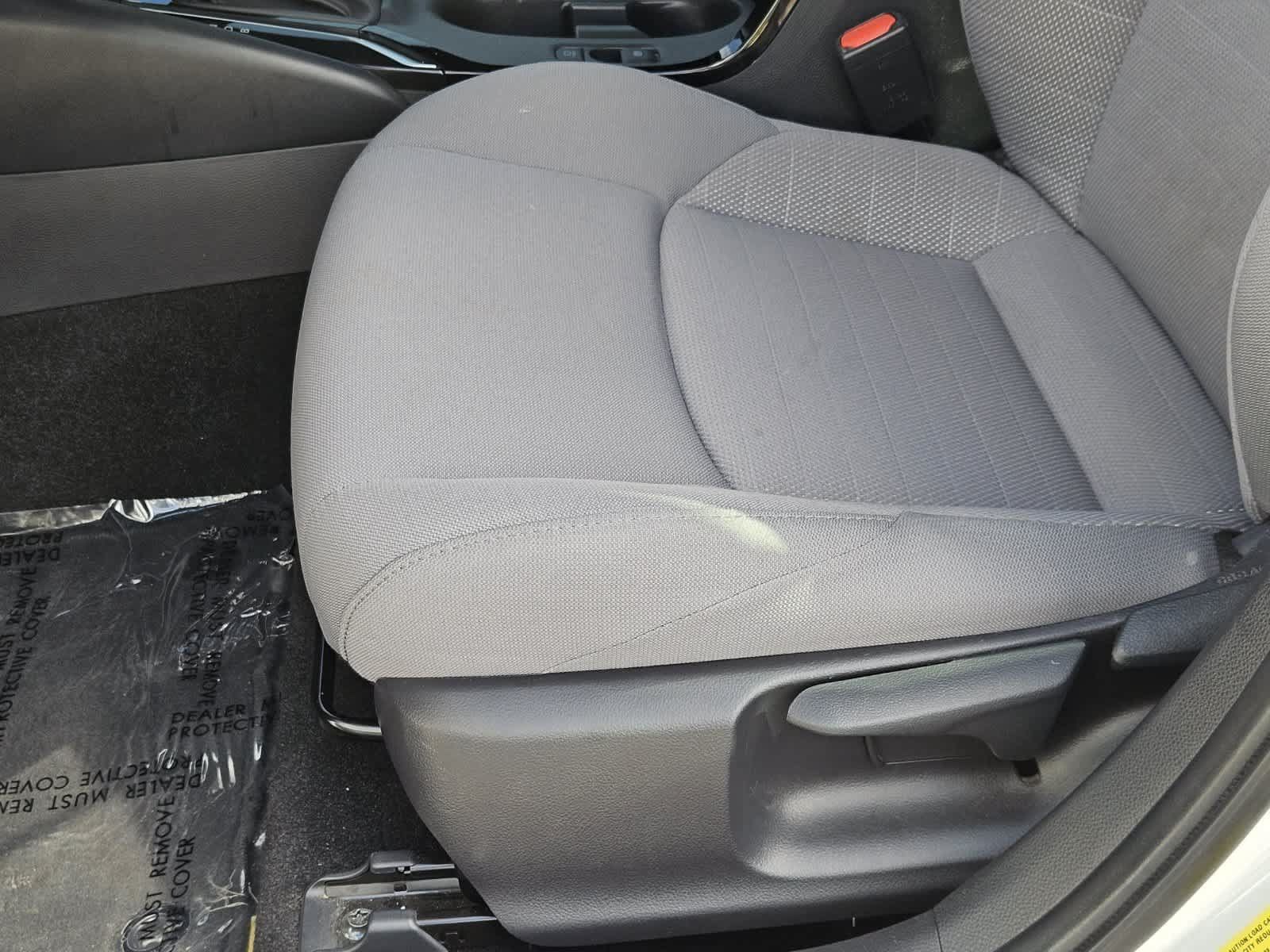 Used 2025 Toyota Corolla SE FWD image 22