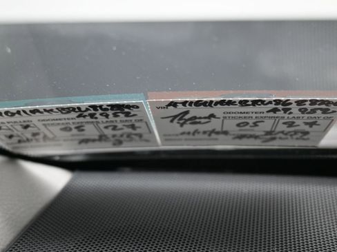 Used 2024 Toyota Camry SE image 9