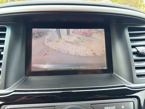 Used 2016 Nissan Pathfinder SV w/ SV Cold Weather Package image 14