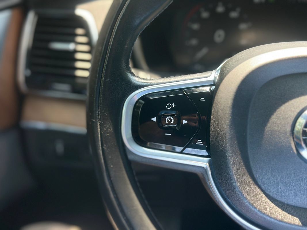 Used 2017 Volvo XC90 T6 Inscription w/ Vision Package AWD/4WD image 31