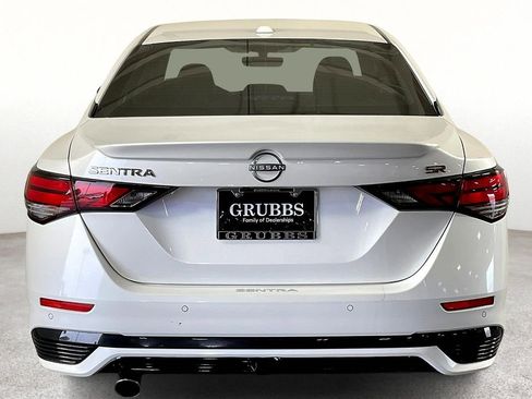 Used 2024 Nissan Sentra SR w/ SR Premium Package image 6