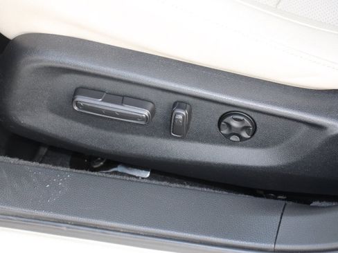 Used 2020 Honda Accord EX-L image 12