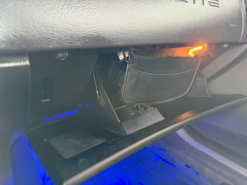 Used 2010 Chevrolet Corvette w/ Preferred Equipment Group image 21