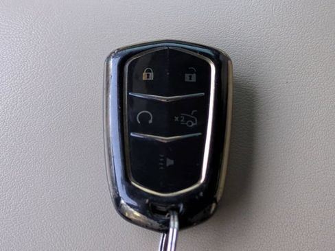 Used 2018 Cadillac XT5 FWD image 26
