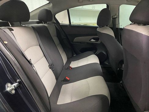 Used 2016 Chevrolet Cruze LS image 13