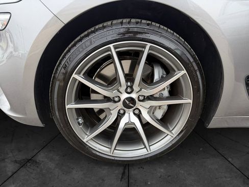 Used 2026 Genesis G70 2.5T image 14