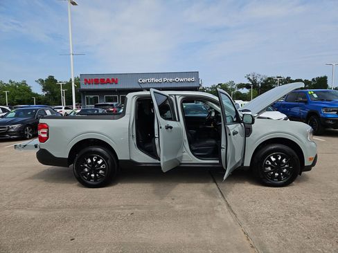 Used 2024 Ford Maverick XL w/ Equipment Group 100A Standard AWD/4WD image 12